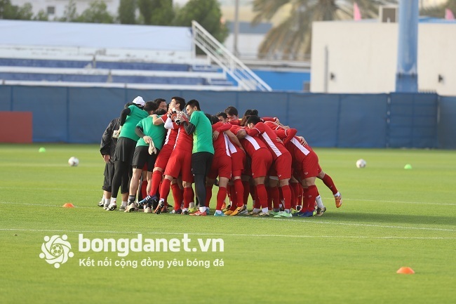 Mẹ Công Phượng tin tuyển Việt Nam chiến thắng đậm 2-0