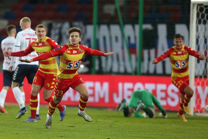 Kèo xiên thơm nhất hôm nay 26/8: Gornik vs Jagiellonia