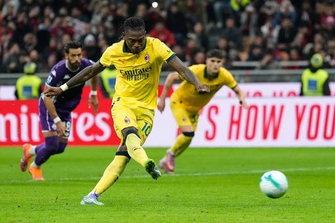 Siêu máy tính dự đoán AC Milan vs Pisa, 1h45 ngày 25/10