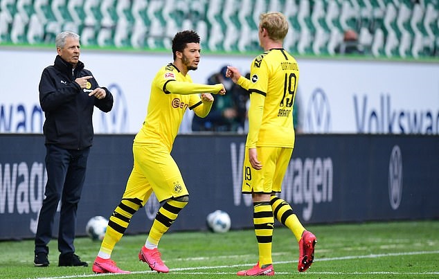 Jadon Sancho khiến Dortmund lo lắng trước đại chiến Bayern Munich