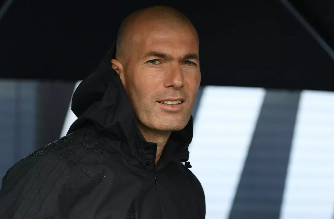 HLV Zinedine Zidane không chịu làm gương cho cầu thủ Real Madrid
