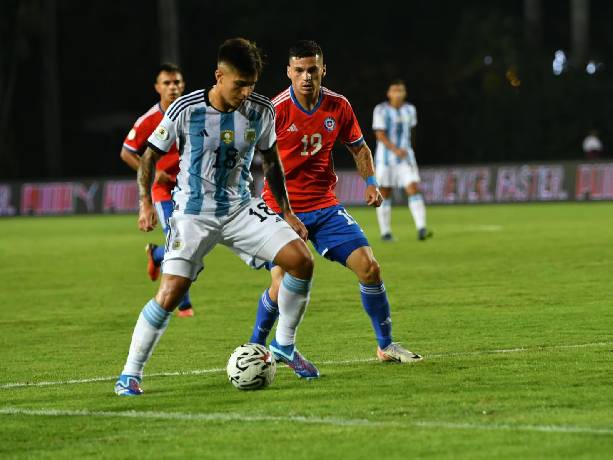 Soi kèo góc Chile vs Argentina, 8h00 ngày 26/6