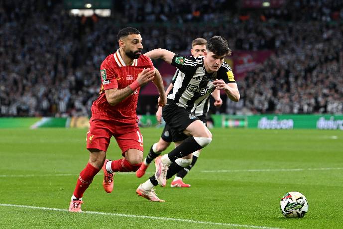 Soi kèo góc Newcastle vs Liverpool, 02h00 ngày 26/8