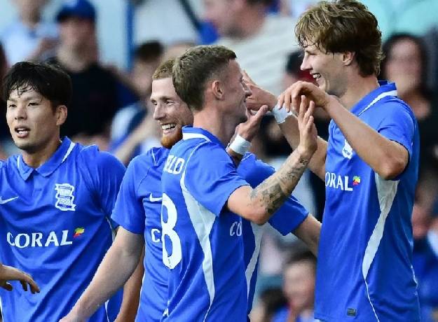 Kèo thẻ phạt Birmingham vs Brentford 02h00 ngày 26/08