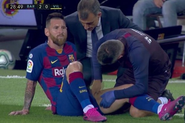 Lionel Messi gặp sự cố ngay sau khi giành FIFA The Best