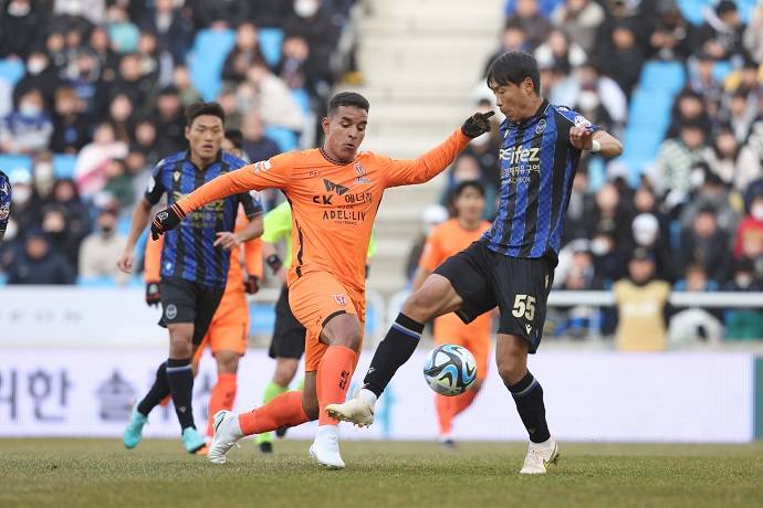 Nhận định, soi kèo Jeju United vs Incheon United, 17h30 ngày 26/6: Khách có điểm