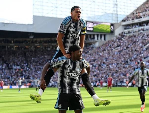 Kèo thẻ phạt Newcastle vs West Brom 01h45 ngày 27/08