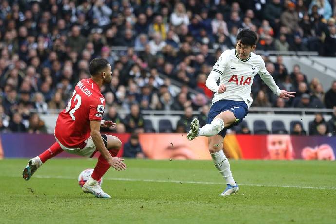 Soi kèo góc Nottingham vs Tottenham, 22h00 ngày 26/12