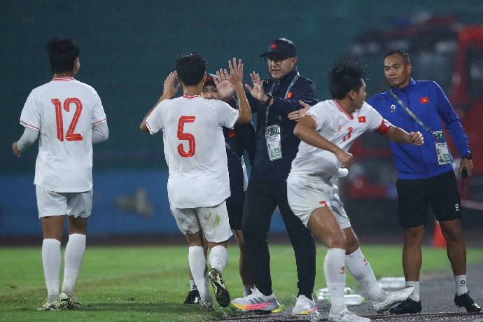 Được U17 Myanmar trợ giúp, U17 Việt Nam giành vé dự giải châu Á