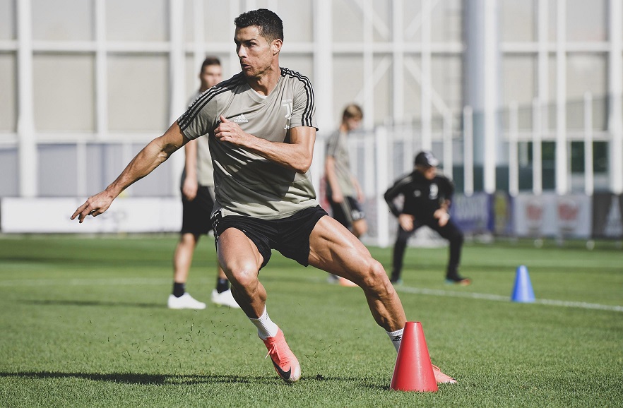 Ronaldo chính thức trở lại tập luyện ở Juventus