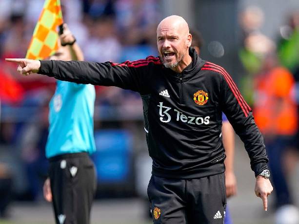 Ten Hag ra tay, 3 tân binh trăm củ trên đường cập bến Old Trafford