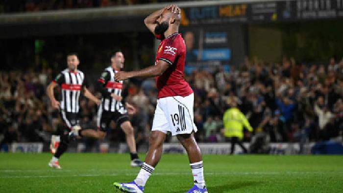 MU lập kỷ lục đáng buồn sau thất bại trước Grimsby