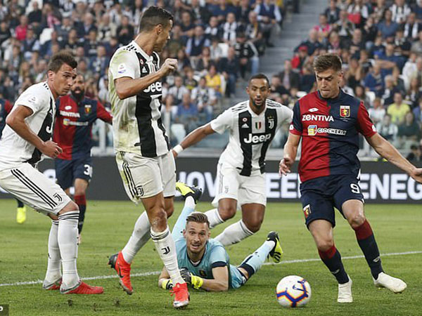 Juventus vs Genoa (3h 31/10): Ronaldo trở lại, giải cứu 'Lão bà'?