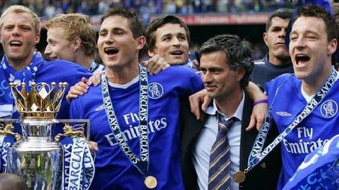 Mourinho muốn tái hôn lần thứ 3 với Chelsea
