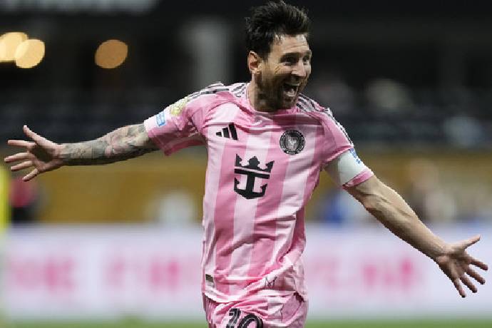 HLV Luis Enrique e ngại Lionel Messi