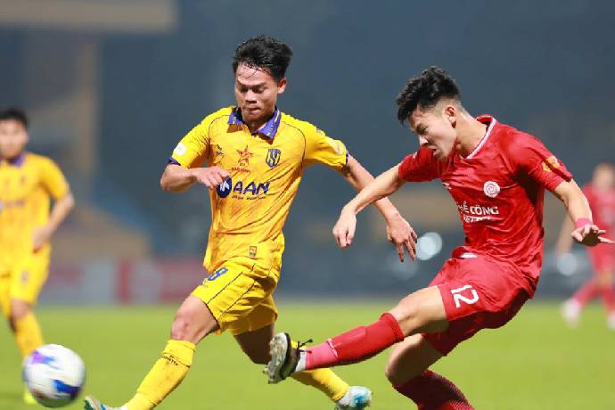 Nhận định, soi kèo Công an Hà Nội vs Sông Lam Nghệ An, 18h00 ngày 29/6: Trận chung kết nghẹt thở Nhận định, soi kèo Công an Hà Nội vs Sông Lam Nghệ An, 18h00 ngày 29/6: Trận chung kết nghẹt thở