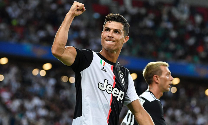 Juventus vs Napoli (1h45 1/9): Cristiano Ronaldo ‘mở điểm’ tại Serie A 2019/20?