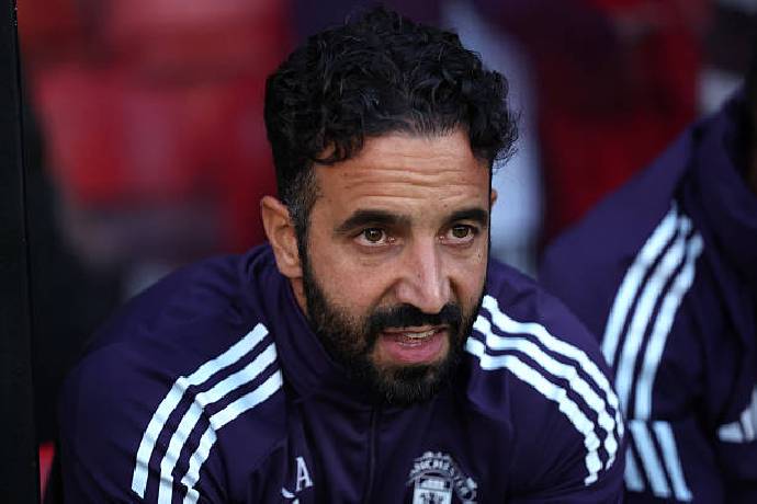 MU cân nhắc tương lai của HLV Ruben Amorim