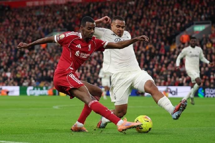 Soi kèo góc Liverpool vs Nottingham, 18h30 ngày 29/08