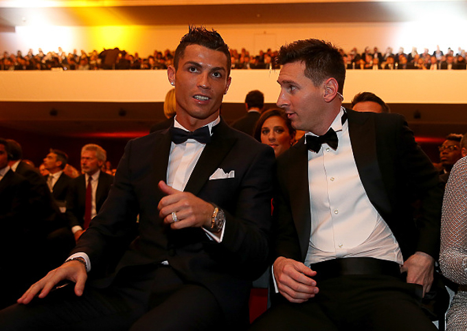 Messi kém xa Ronaldo về khoản kiếm tiền
