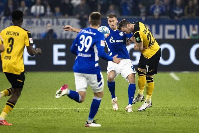 Phân tích kèo hiệp 1 Dynamo Dresden vs Schalke, 23h30 ngày 1/4