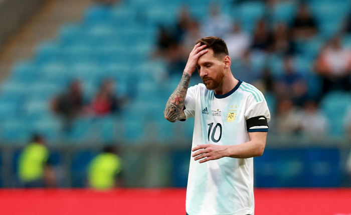 Đá tệ ở Copa America 2019, Lionel Messi vẫn được ‘cạ cứng’ bênh vực