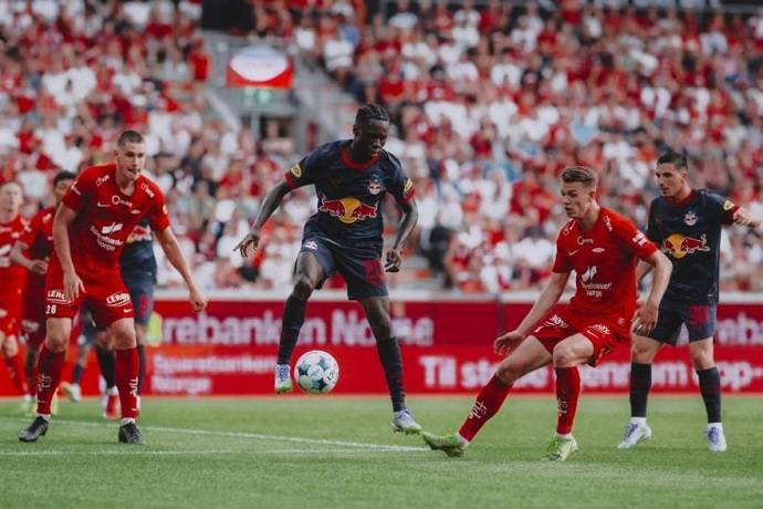 Soi kèo phạt góc Salzburg vs Brann, 1h45 ngày 31/7