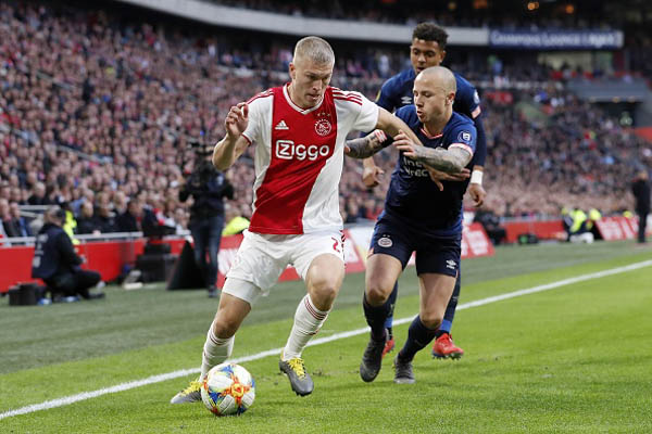 Nhận định Ajax Amsterdam vs PSV Eindhoven, 22h45 ngày 2/2