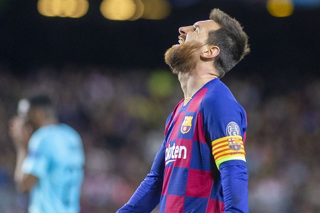 Lionel Messi thu nhập còn bao nhiêu khi đồng ý giảm 70% lương?