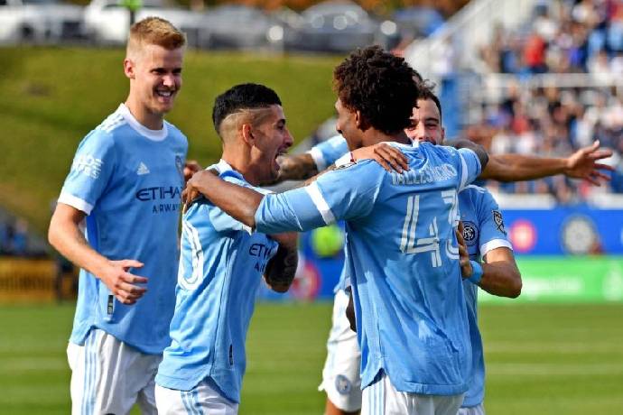 Soi kèo góc New York City vs Toronto, 06h30 ngày 01/08