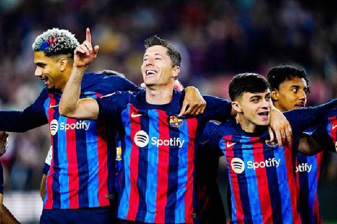 CHÍNH THỨC ! Barca công bố hợp đồng siêu cầu thủ 400 triệu Euro