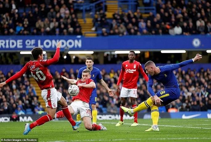 Soi kèo phạt góc Nottingham Forest vs Chelsea, 23h30 ngày 1/1