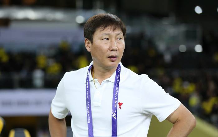 HLV Kim Sang Sik thay thủ môn trước thềm U23 châu Á