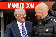 Gary Neville: 'Ten Hag có một điểm rất giống với Sir Alex' Gary Neville: 'Ten Hag có một điểm rất giống với Sir Alex'