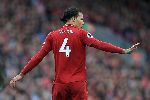 Van Dijk làm điều khác thường khiến Klopp lo ngay ngáy