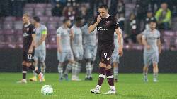 Soi kèo phạt góc Istanbul vs Hearts, 22h30 ngày 3/11