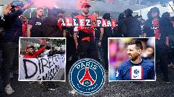 CĐV xếp hàng biểu tình lăng mạ Messi, PSG chính thức lên tiếng CĐV xếp hàng biểu tình lăng mạ Messi, PSG chính thức lên tiếng