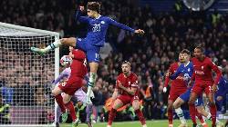Trụ cột đòi 'tỉ thí' với nhau ngay trên sân khiến CĐV Liverpool lo lắng Trụ cột đòi 'tỉ thí' với nhau ngay trên sân khiến CĐV Liverpool lo lắng