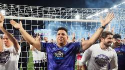 Nhỡ mồm với đội nhà, Rô “béo” phải đạp xe 500km để thực hiện lời hứa này