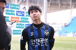 Công Phượng tạo ra sự khác biệt với đồng đội ở Incheon Công Phượng tạo ra sự khác biệt với đồng đội ở Incheon