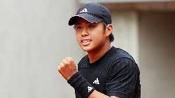 Nishioka bỏ cuộc vì chấn thương, sao gốc Việt Learner Tien vào vòng 2 Stuttgart Open