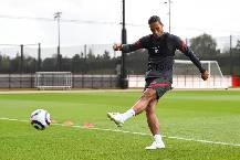Virgil Van Dijk xin rút lui khỏi EURO 2021