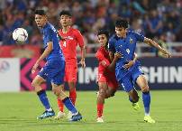 Soi kèo góc Singapore vs Thái Lan, 20h00 ngày 15/08