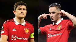 Antony gây bão MXH khi trở mặt với đội trưởng Maguire ngay trên sân Antony gây bão MXH khi trở mặt với đội trưởng Maguire ngay trên sân