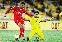 Malaysia thắng chật vật Nepal, bỏ xa tuyển Việt Nam