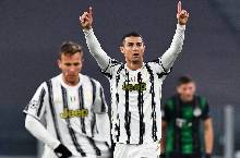 Ronaldo phá kỷ lục ghi bàn, lên đỉnh thế giới