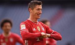 Robert Lewandowski cán mốc 35 bàn tại Bundesliga 2020/21