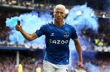 Richarlison nhắn huyền thoại Liverpool: 'Hãy rửa sạch miệng trước khi nói về Everton'