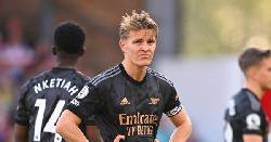 Arsenal lập kỷ lục bôi bác nhất lịch sử trong ngày dâng cúp cho Man City Arsenal lập kỷ lục bôi bác nhất lịch sử trong ngày dâng cúp cho Man City