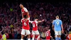Man City đánh rơi chiến thắng đáng tiếc trước Arsenal